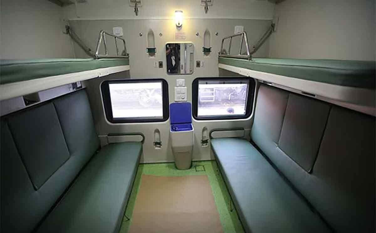 Indian Railways Travel In Cheap AC 3 Tier Economy Coach From Today 