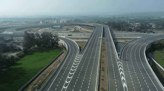 New Expressway: 1800 KM journey will be completed in 12 hours, now going Delhi to Mumbai is easier